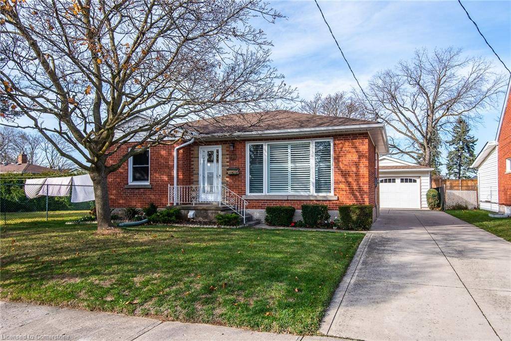 Kitchener, ON N2B 2C6,492 Ephraim Street