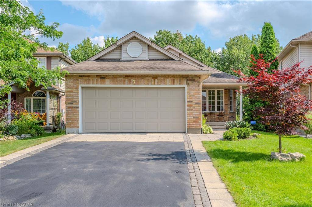 Guelph, ON N1L 1H6,7 Whitetail Court