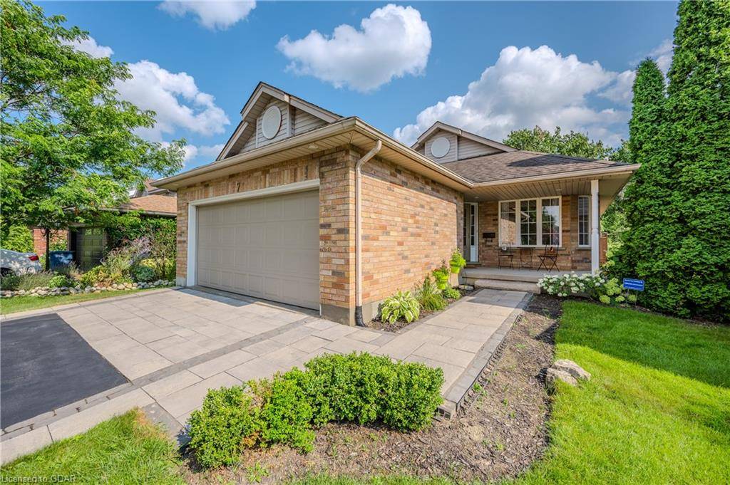 Guelph, ON N1L 1H6,7 Whitetail Court