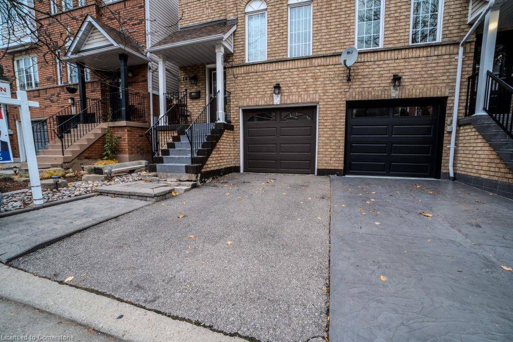 Mississauga, ON L5V 2K4,1480 Britannia Road W #143