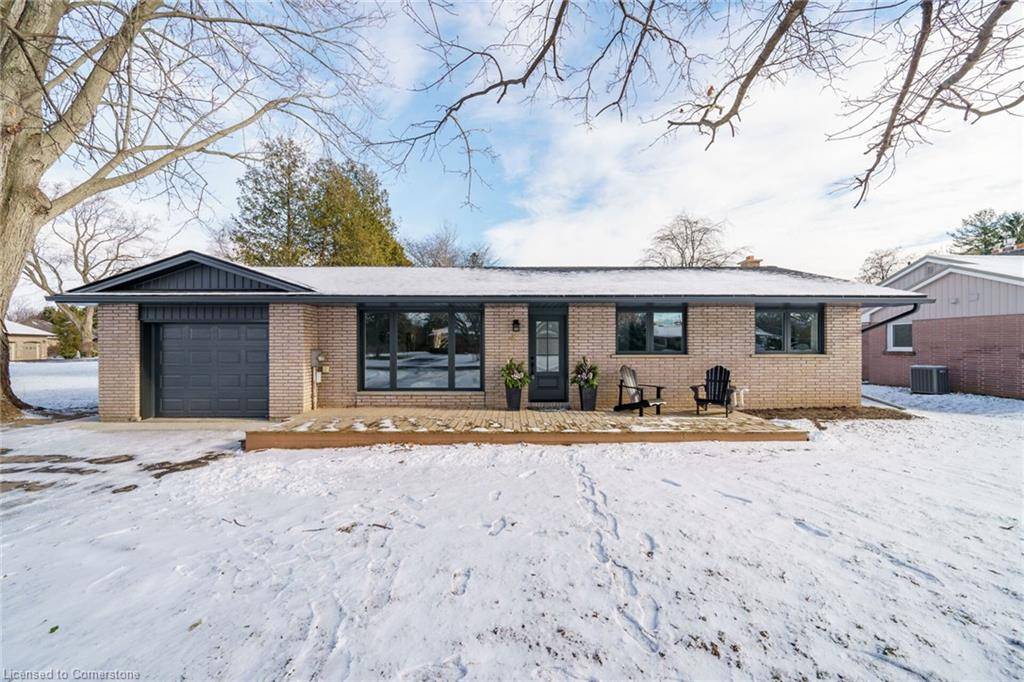 Port Dover, ON N0A 1N6,4 Ryerse Crescent