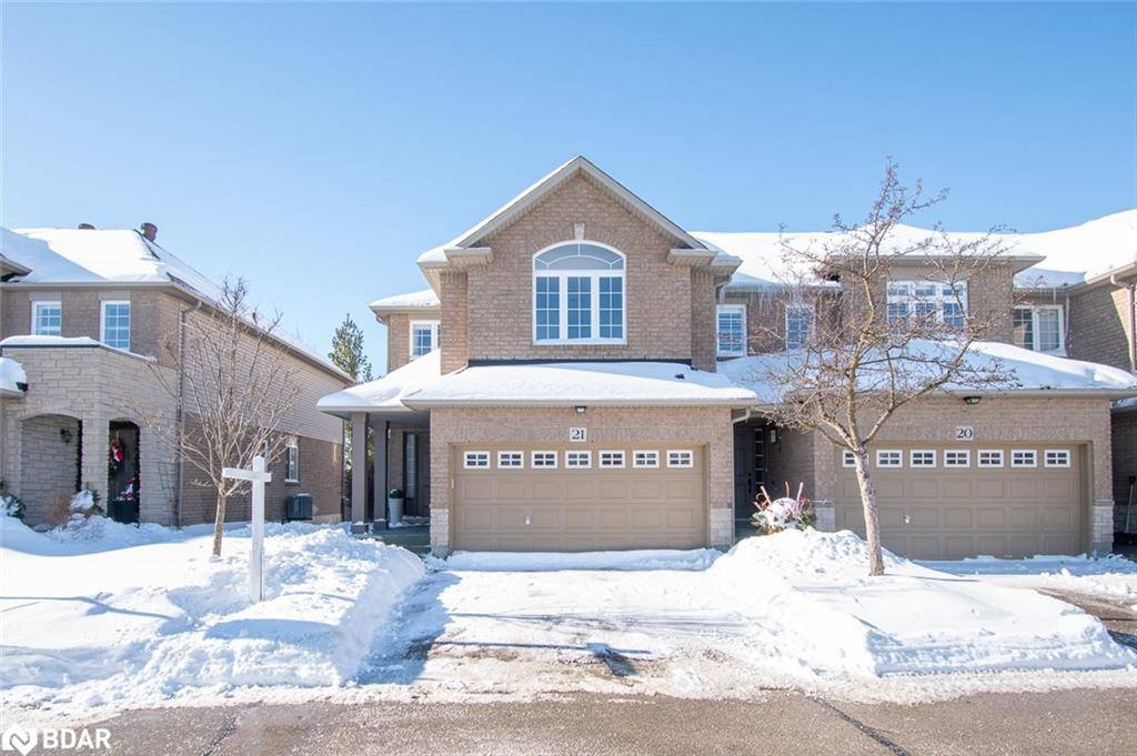 Milton, ON L9T 6E3,130 Robert Street #21