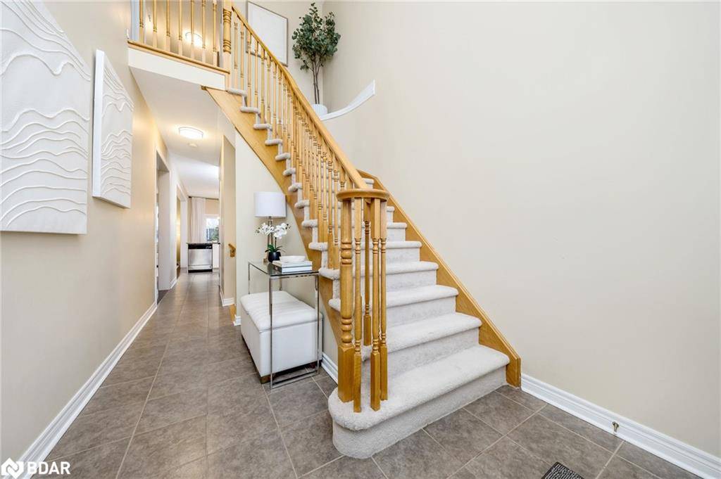 Oakville, ON L6M 0J5,2459 Old Brompton Way