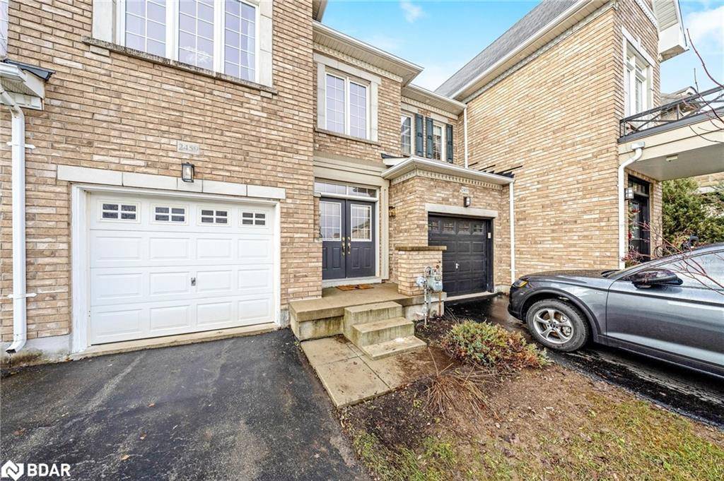 Oakville, ON L6M 0J5,2459 Old Brompton Way