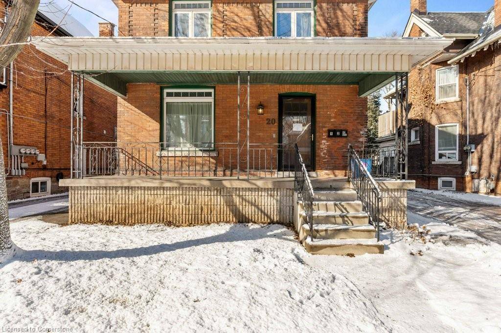 Hamilton, ON L8M 2L2,20 Holton Avenue S #2