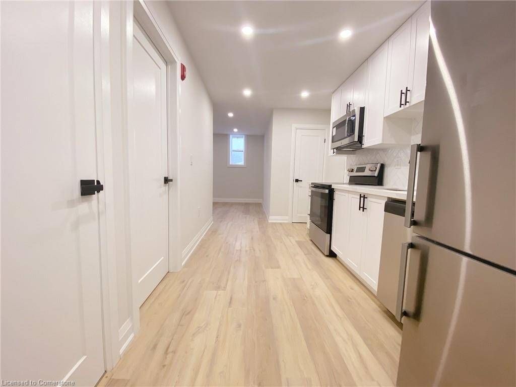 Hamilton, ON L8L 2Z5,588 Barton Street E #7