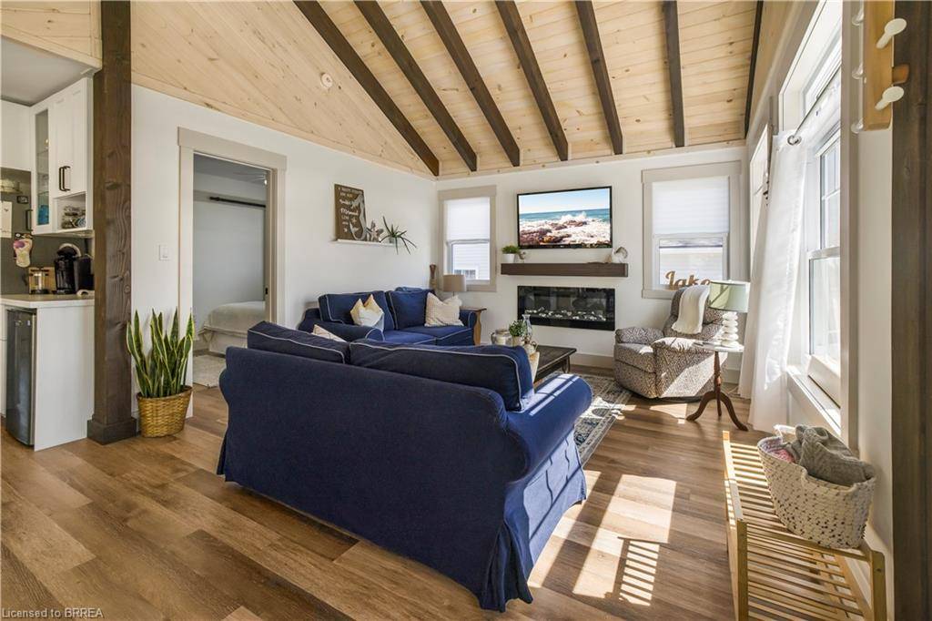 Turkey Point, ON N0E 1T0,7 Pellum Street