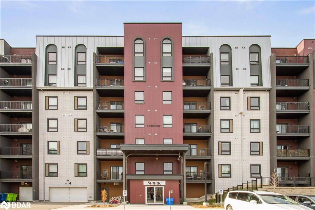 Barrie, ON L9J 0M2,4 Spice Way #211
