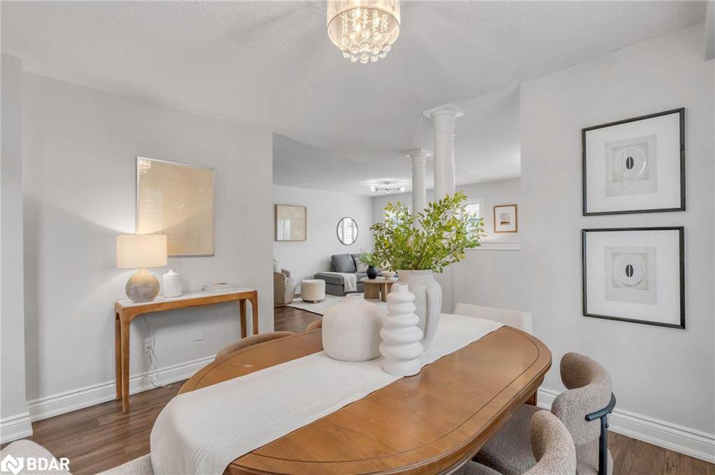 Milton, ON L9T 5W3,1082 Barclay Circle