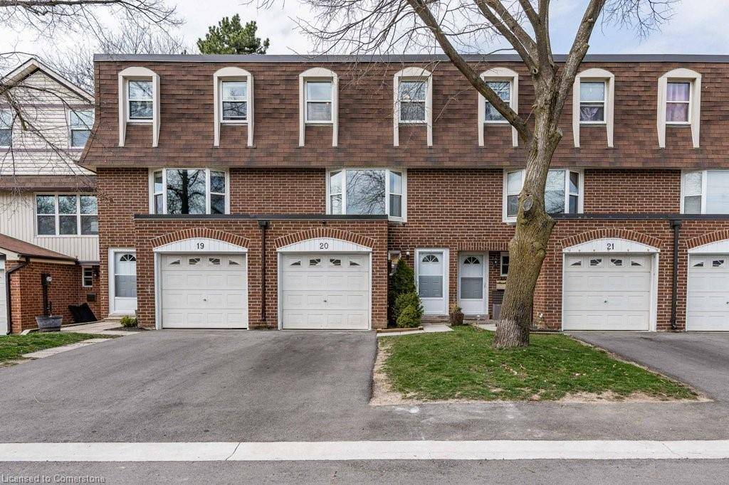 Milton, ON L9T 3V8,235 Bronte Street S #20