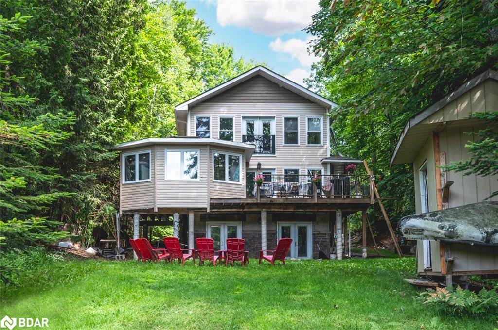 Kawartha Lakes, ON K0M 2A0,4 Clover Court