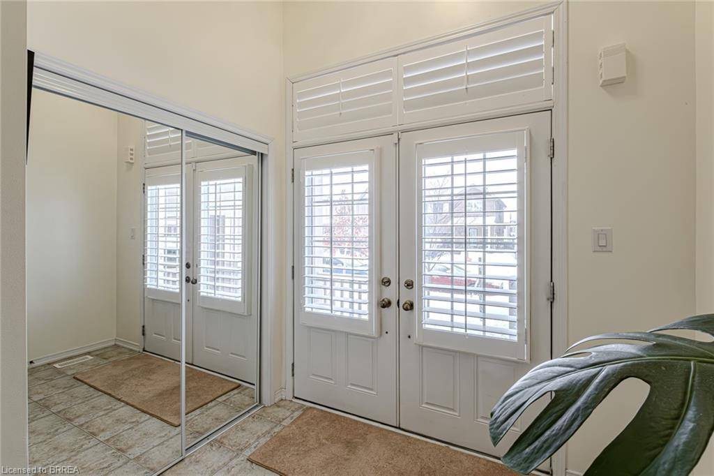 Brantford, ON N3T 0J5,29 Carroll Lane