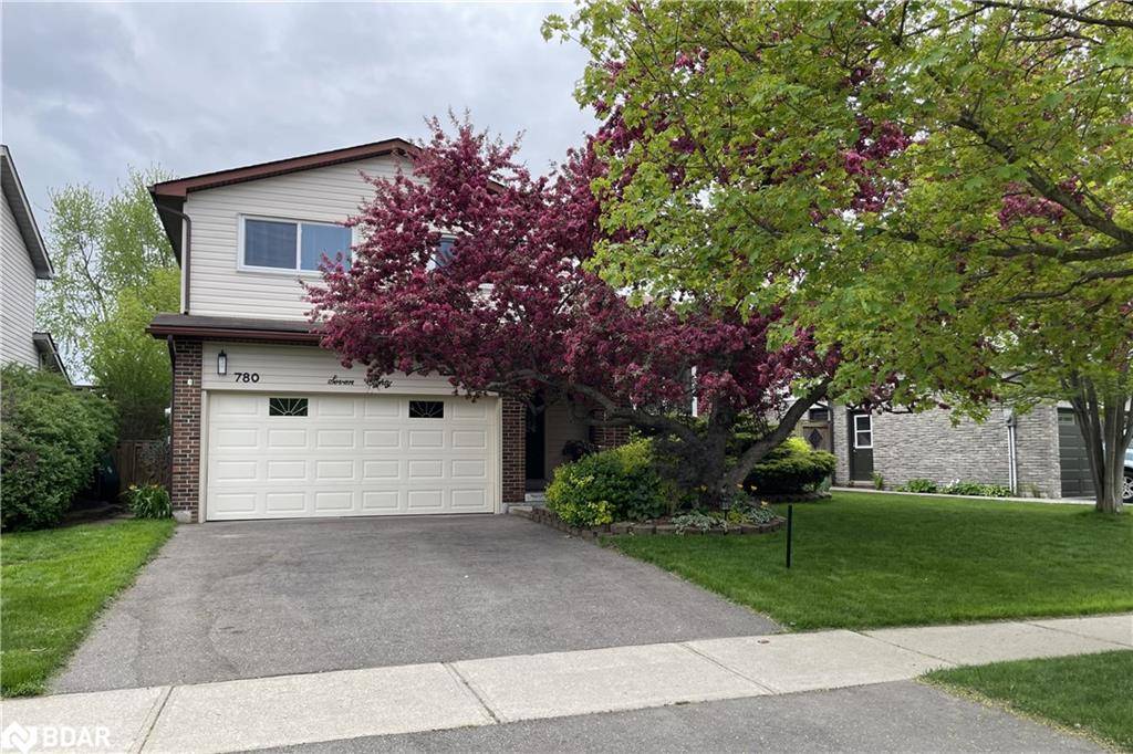 Milton, ON L9T 3T9,780 Woodward Avenue