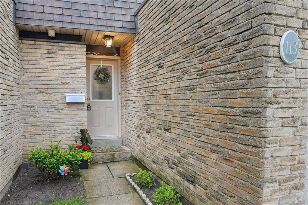 Burlington, ON L7N 3L9,680 Regency Court #113