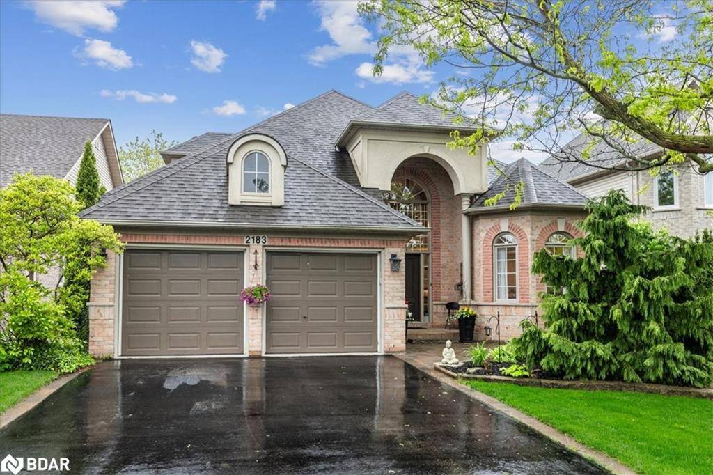 Burlington, ON L7M 4P9,2183 Turnberry Drive