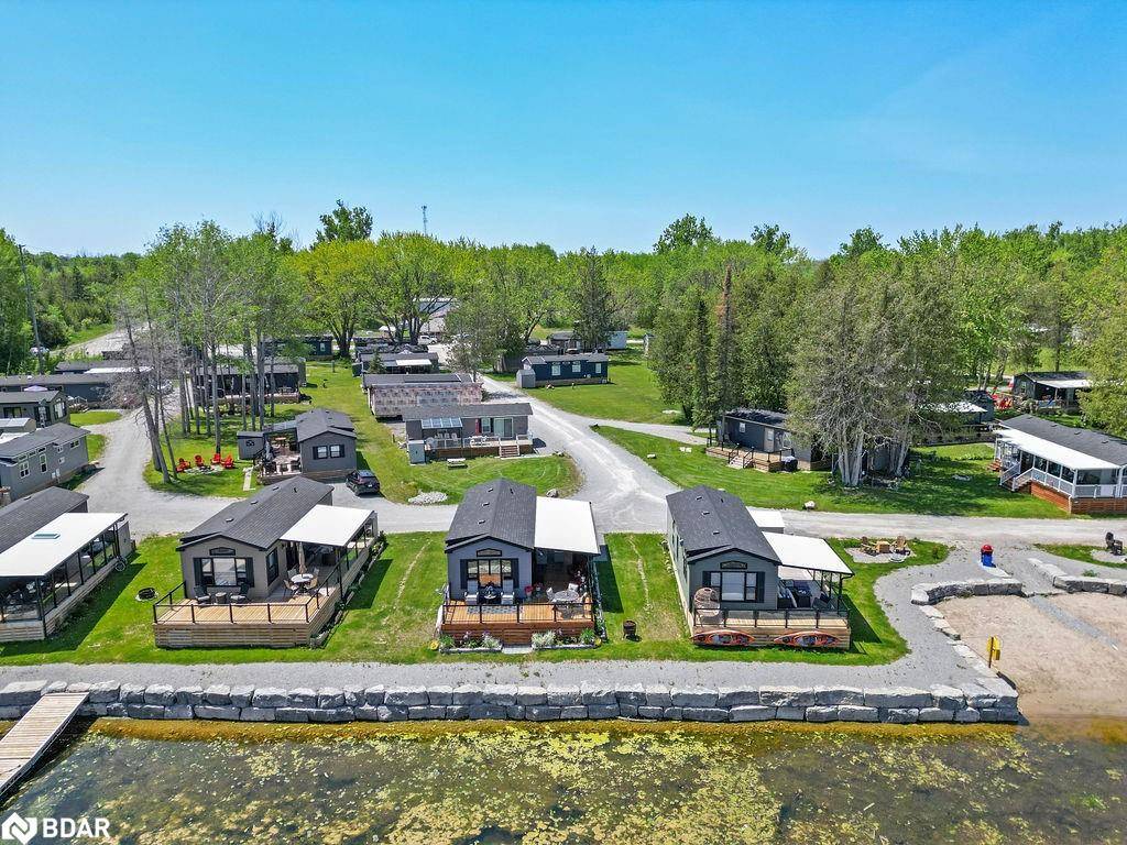 Lindsay, ON K9V 4R1,657 Thunder Bridge Road #W4