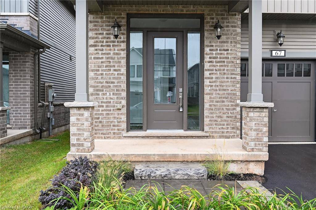Stoney Creek, ON L8E 0K8,67 Starfire Crescent