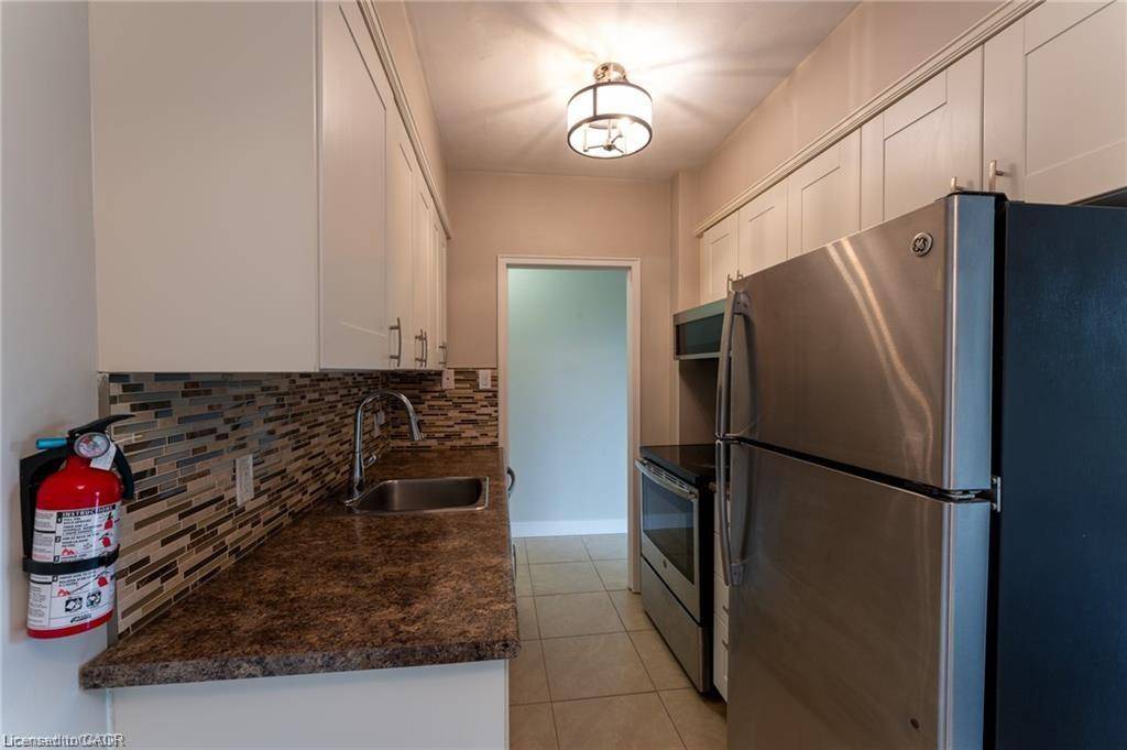 Hamilton, ON L8N 1N6,326 Hunter Street E #601