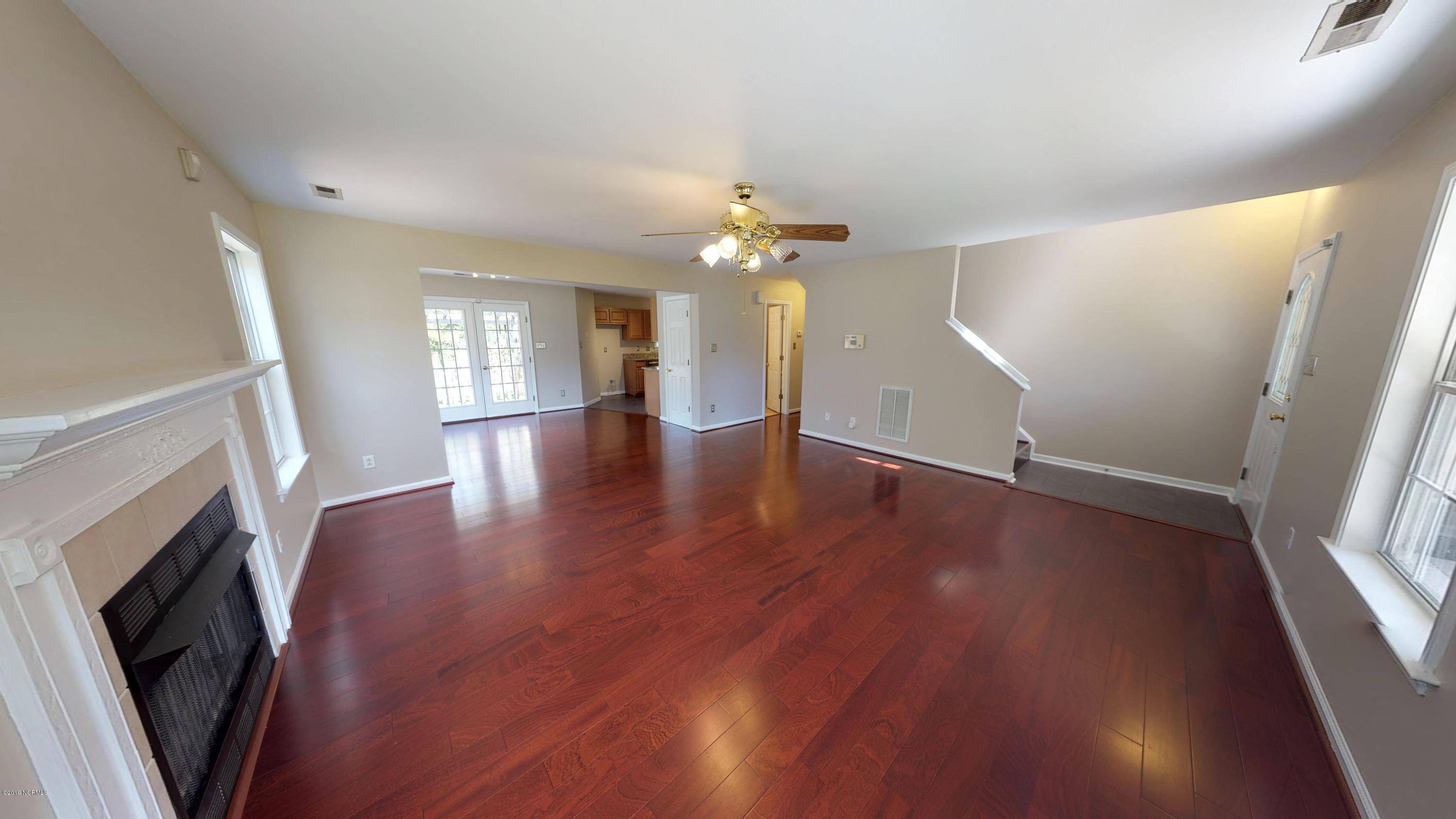 Havelock, NC 28532,303 Farina DR