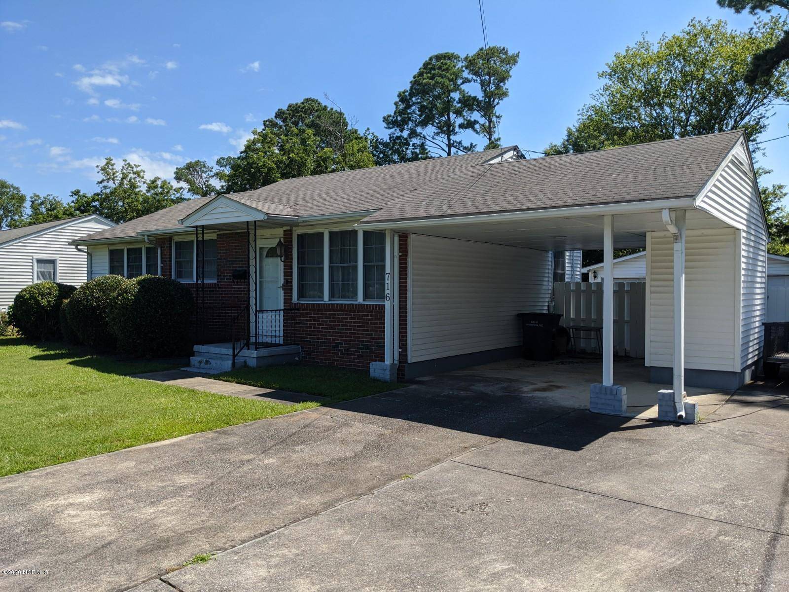 Jacksonville, NC 28540,716 Henderson DR