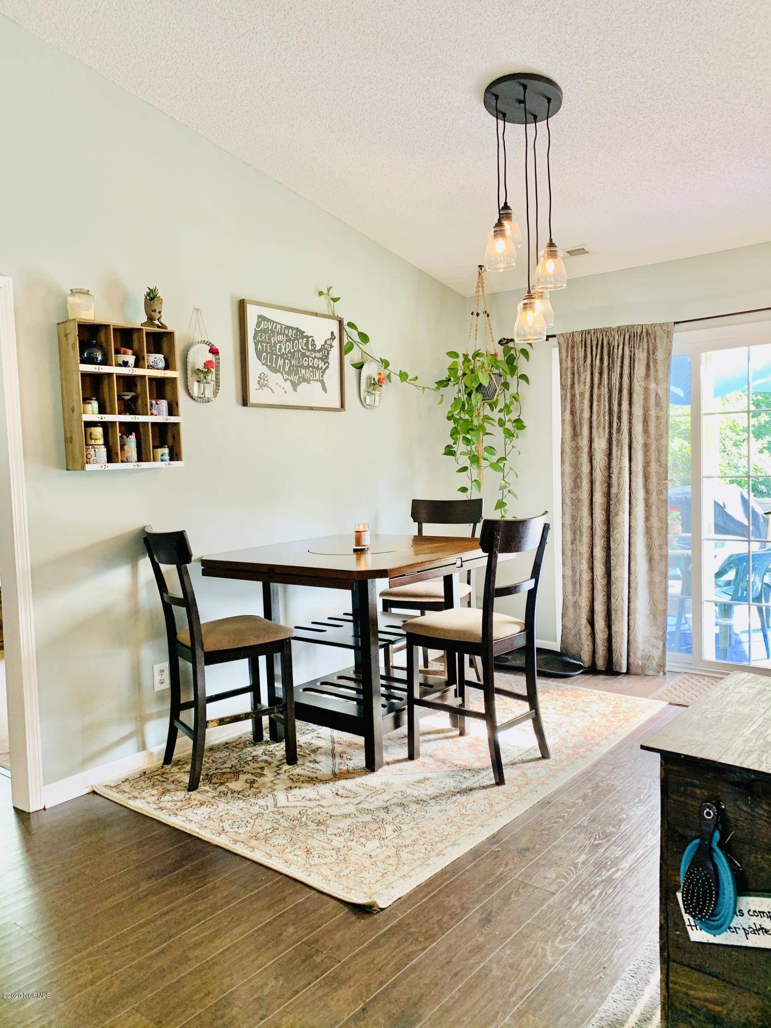 Hubert, NC 28539,103 Freeport CT