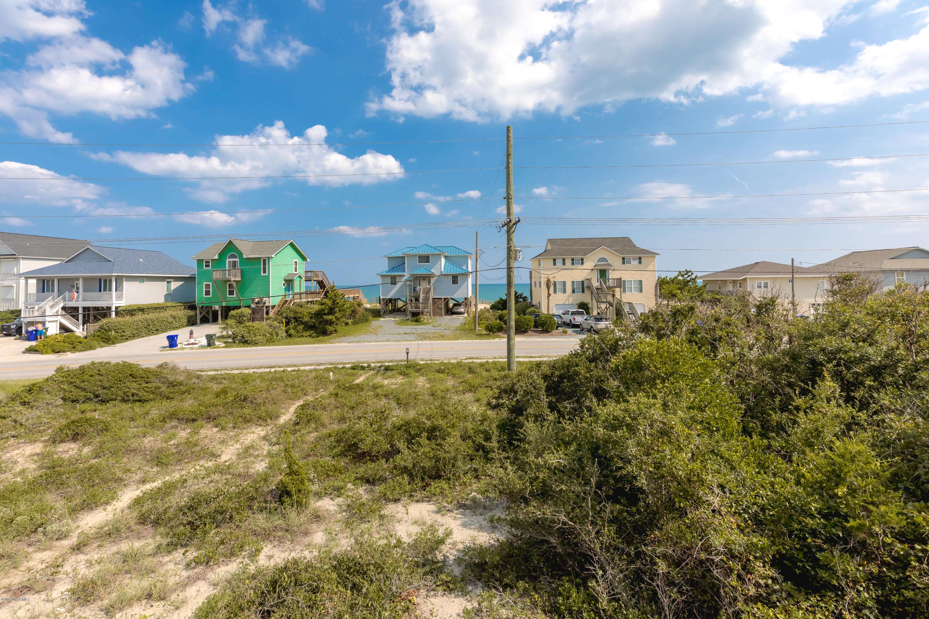 Surf City, NC 28445,104 A Windward DR