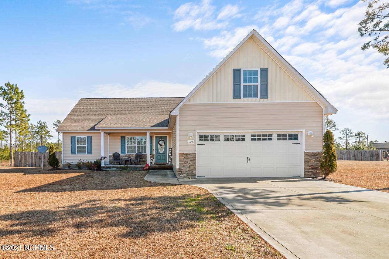 Hubert, NC 28539,306 Basil CT