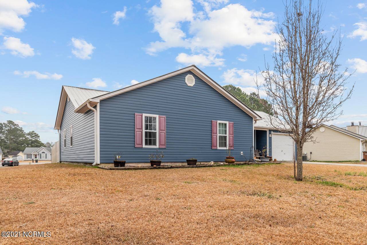 Jacksonville, NC 28546,118 Horse Shoe BND