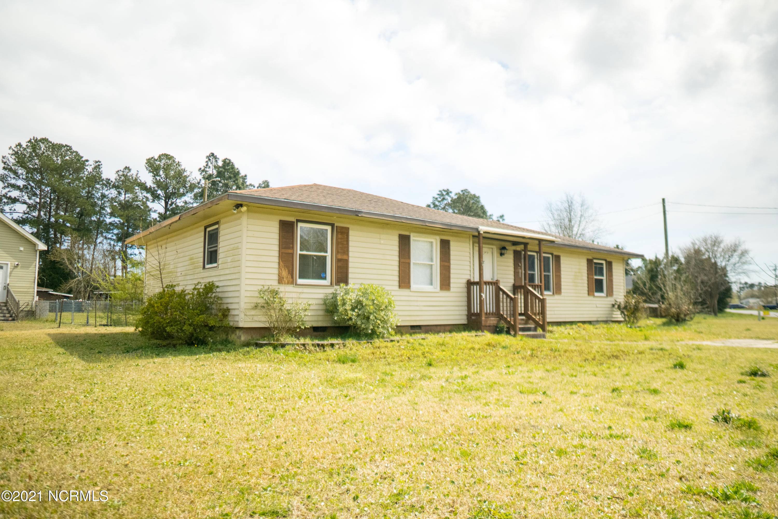 Hubert, NC 28539,168 Freshwater DR