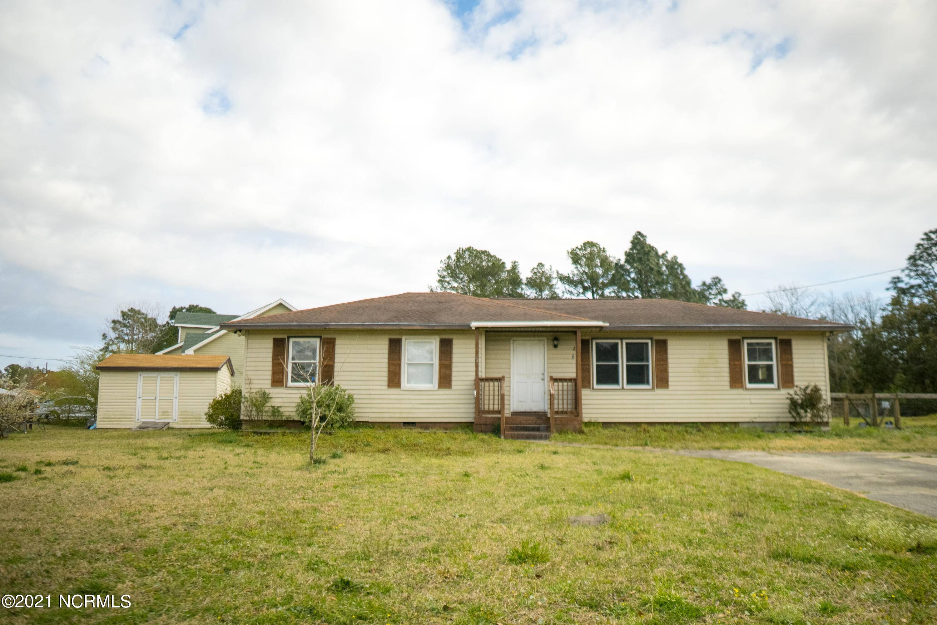 Hubert, NC 28539,168 Freshwater DR