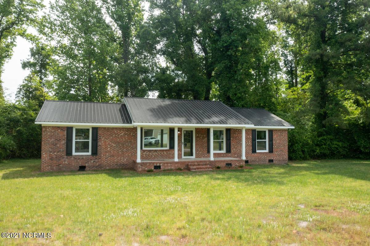 Burgaw, NC 28425,510 S Mcrae ST