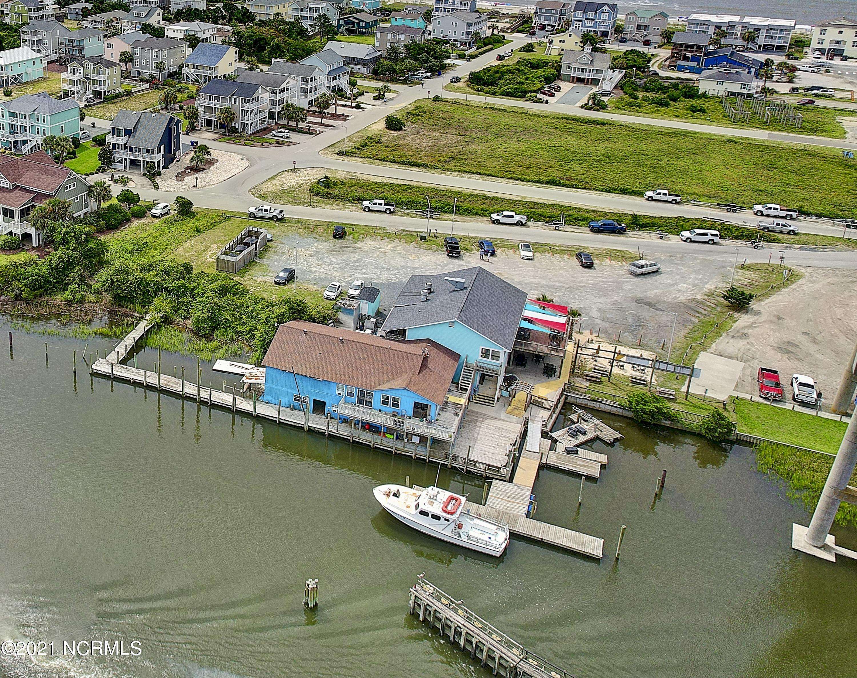 Holden Beach, NC 28462,101 Southshore DR