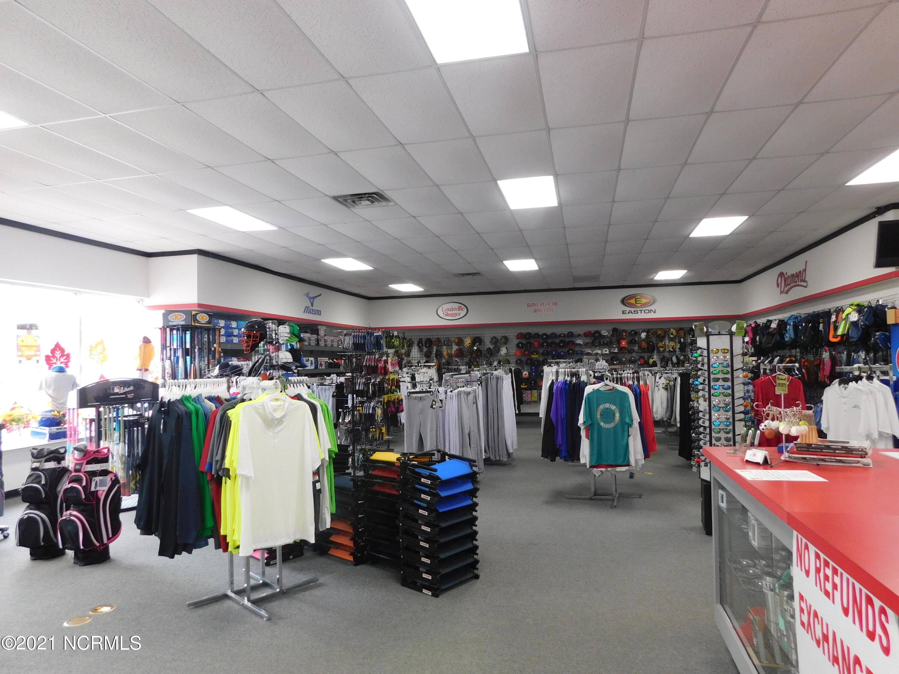 Lumberton, NC 28358,4555 Fayetteville RD