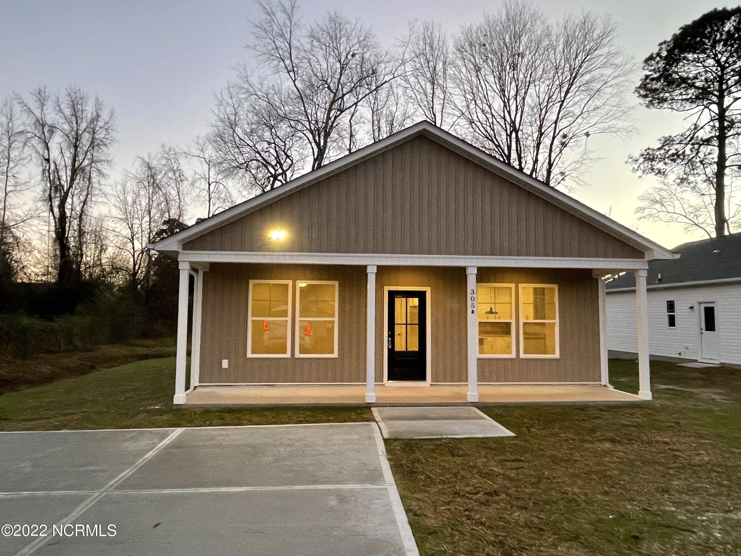 Smithfield, NC 27577,305-A Stancil ST