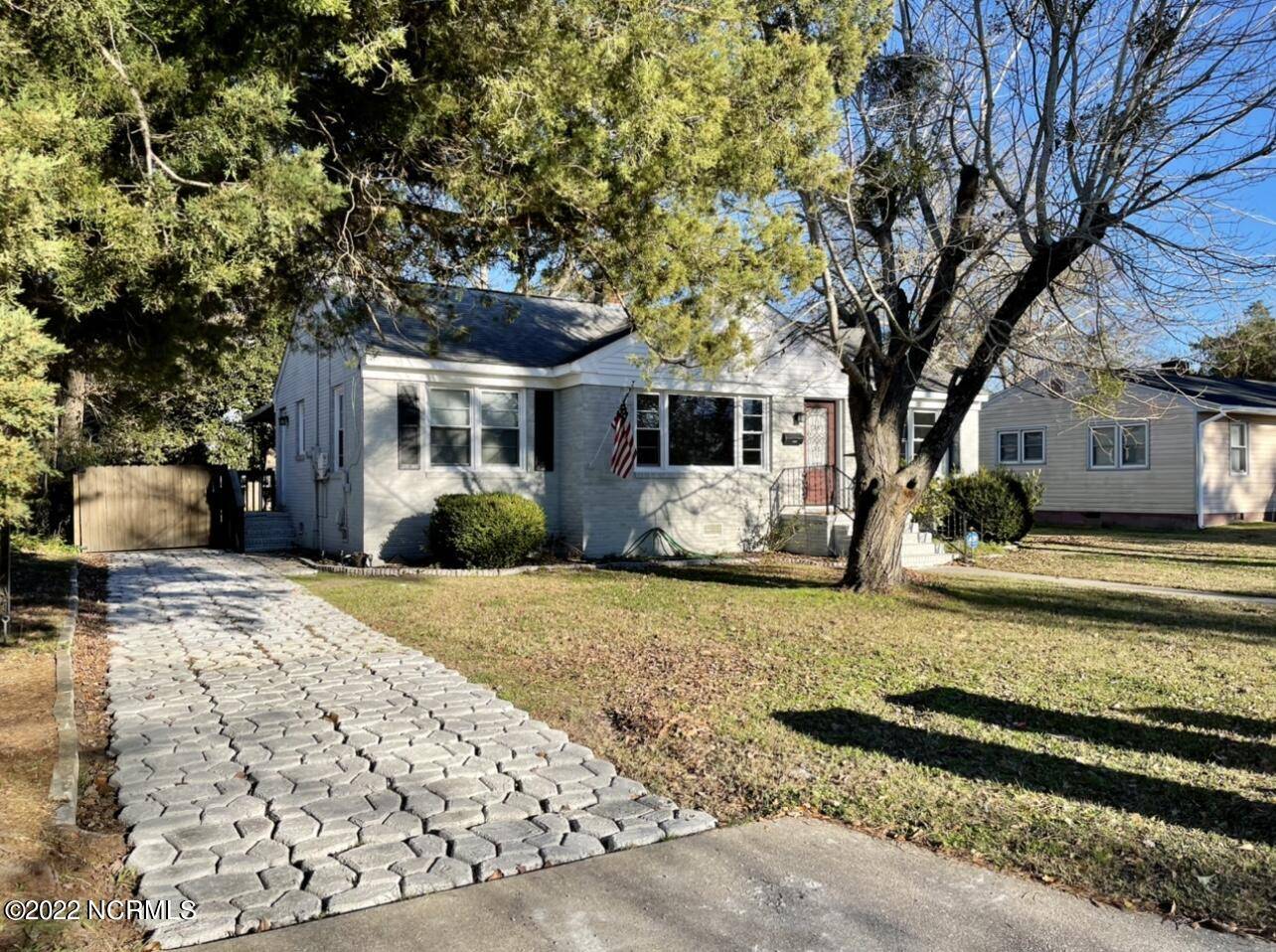 Jacksonville, NC 28540,109 Dogwood DR