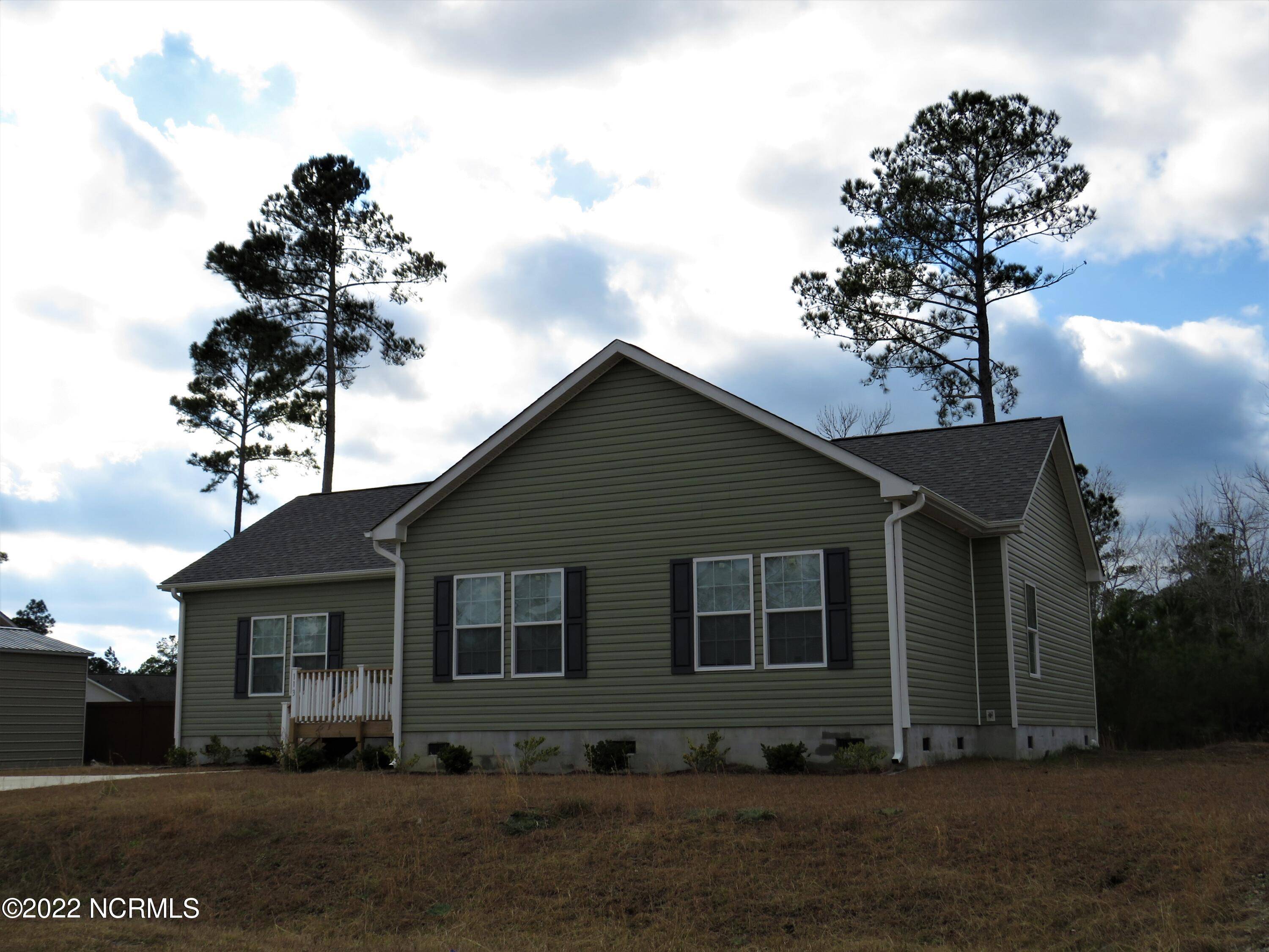 Hubert, NC 28539,113 Ridgepath LN