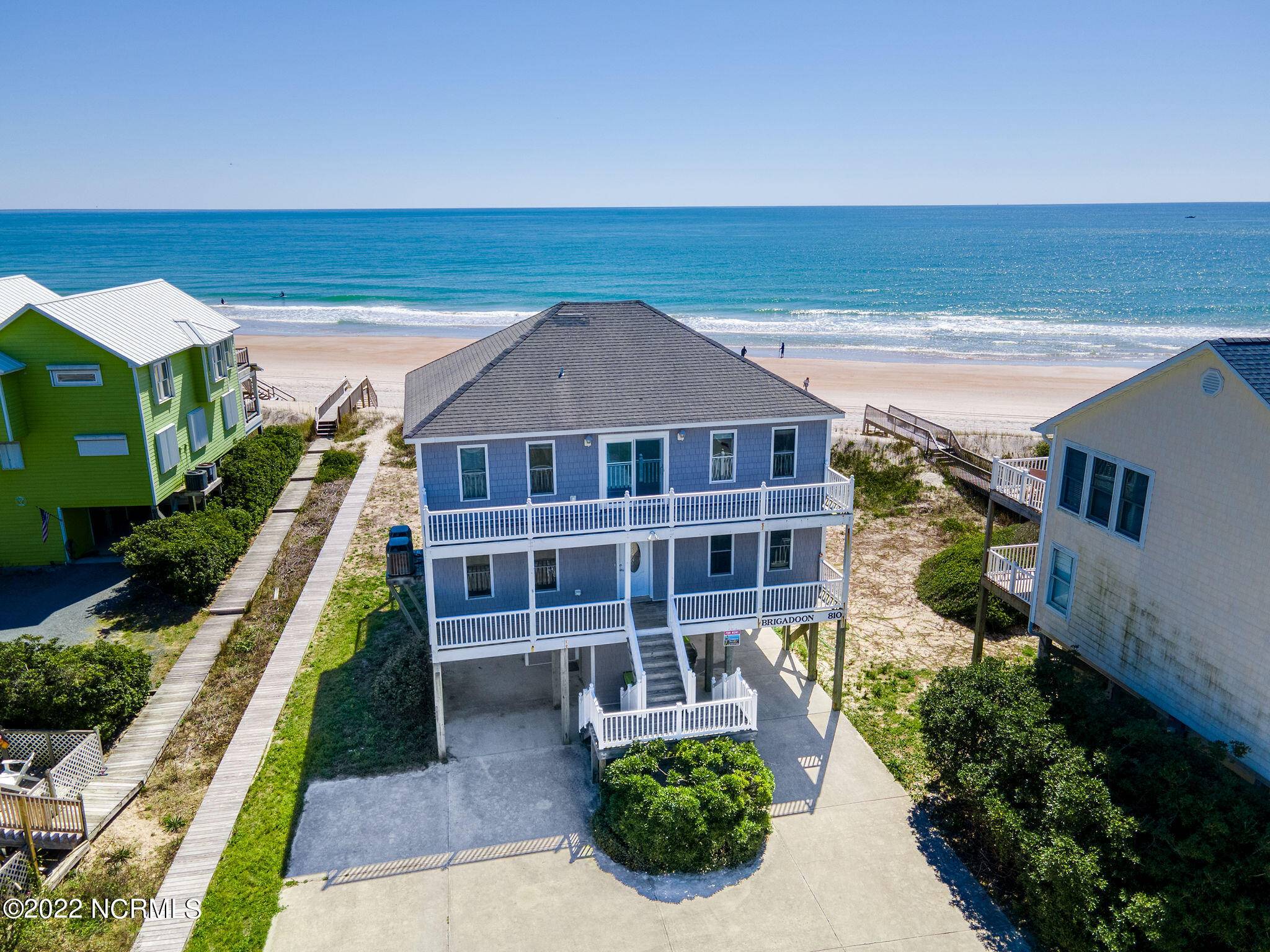 Surf City, NC 28445,810 N Topsail DR