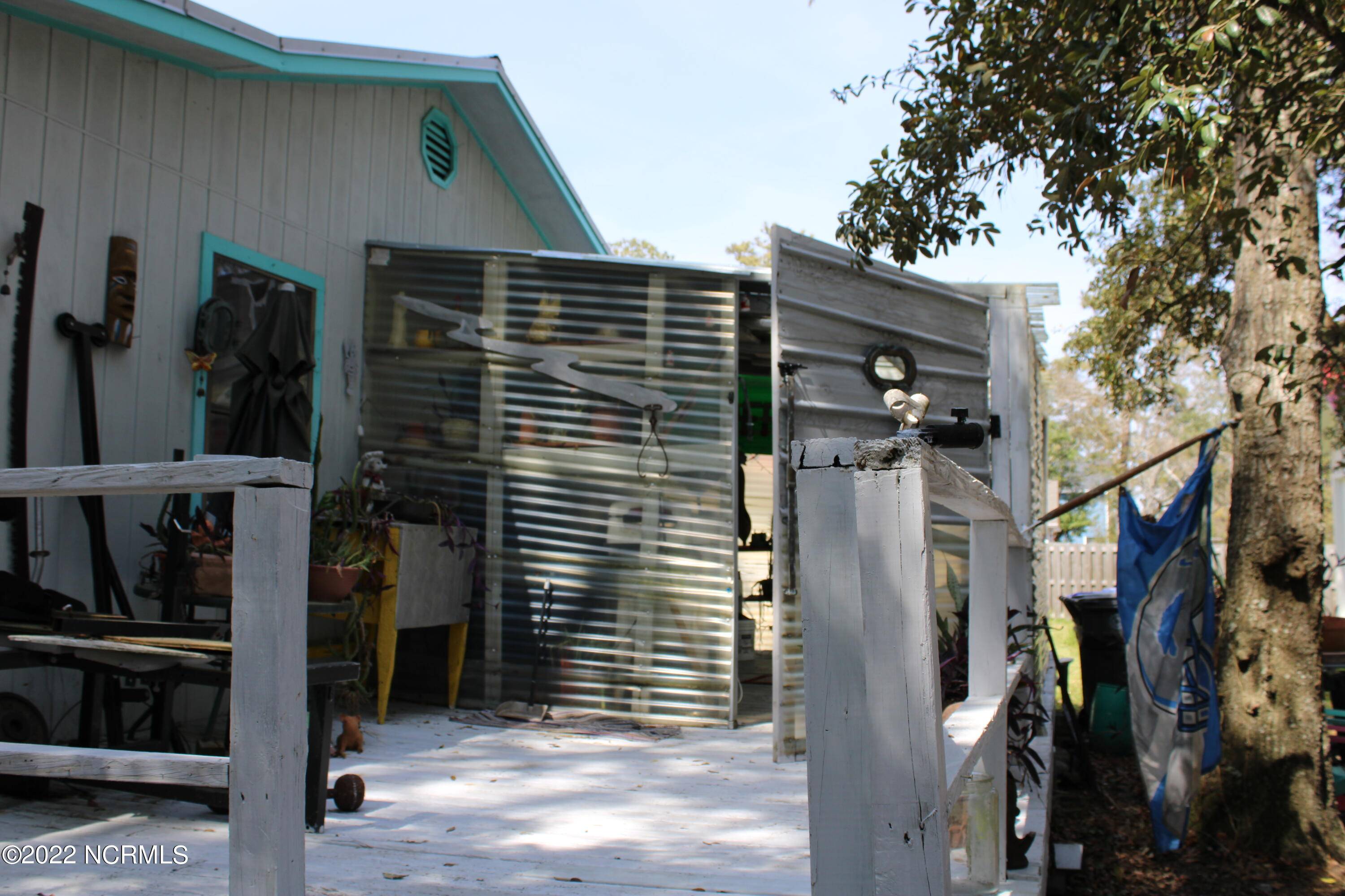 Oak Island, NC 28465,236 NE 62nd ST