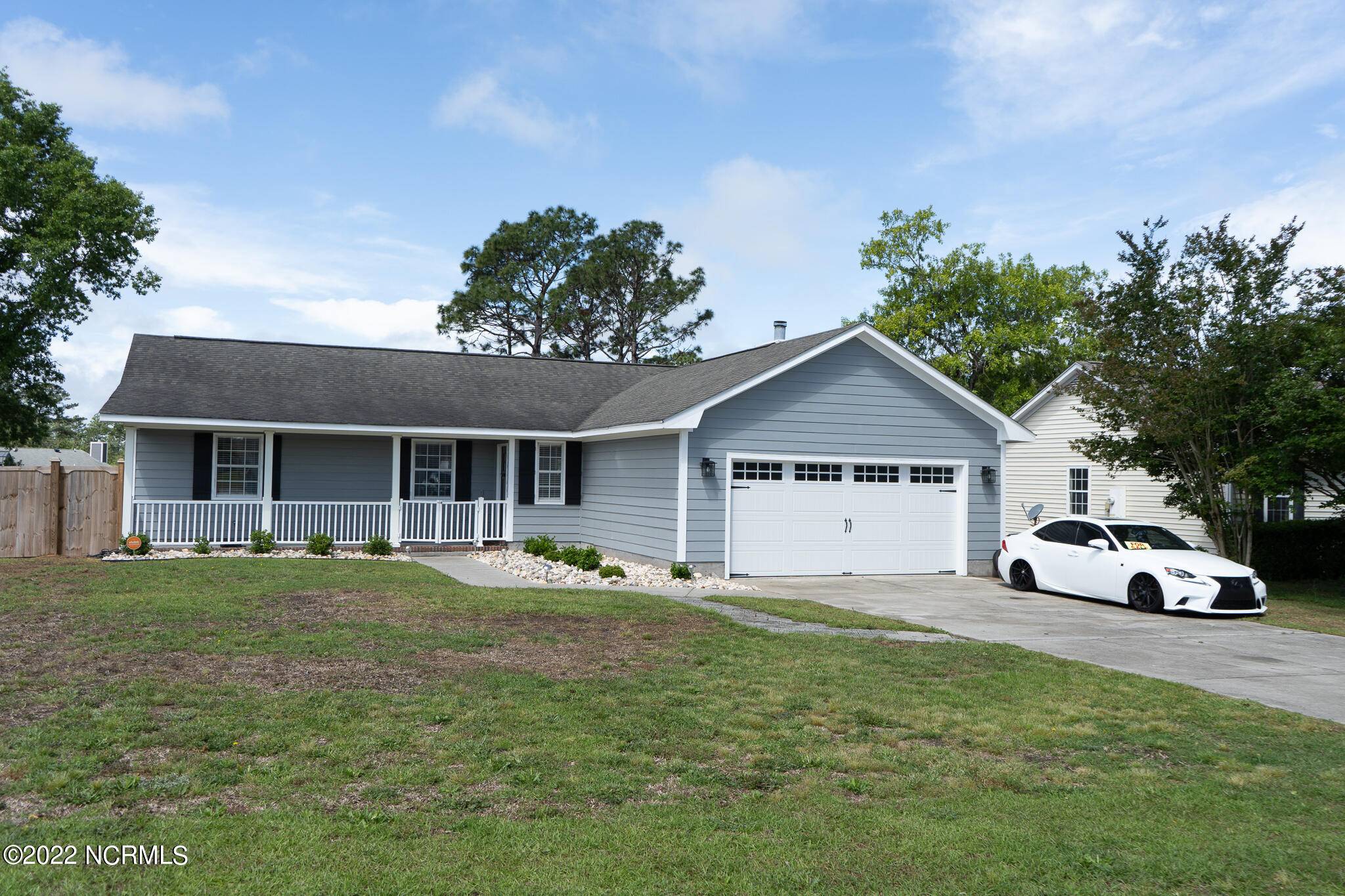 Hubert, NC 28539,500 Sand Ridge RD