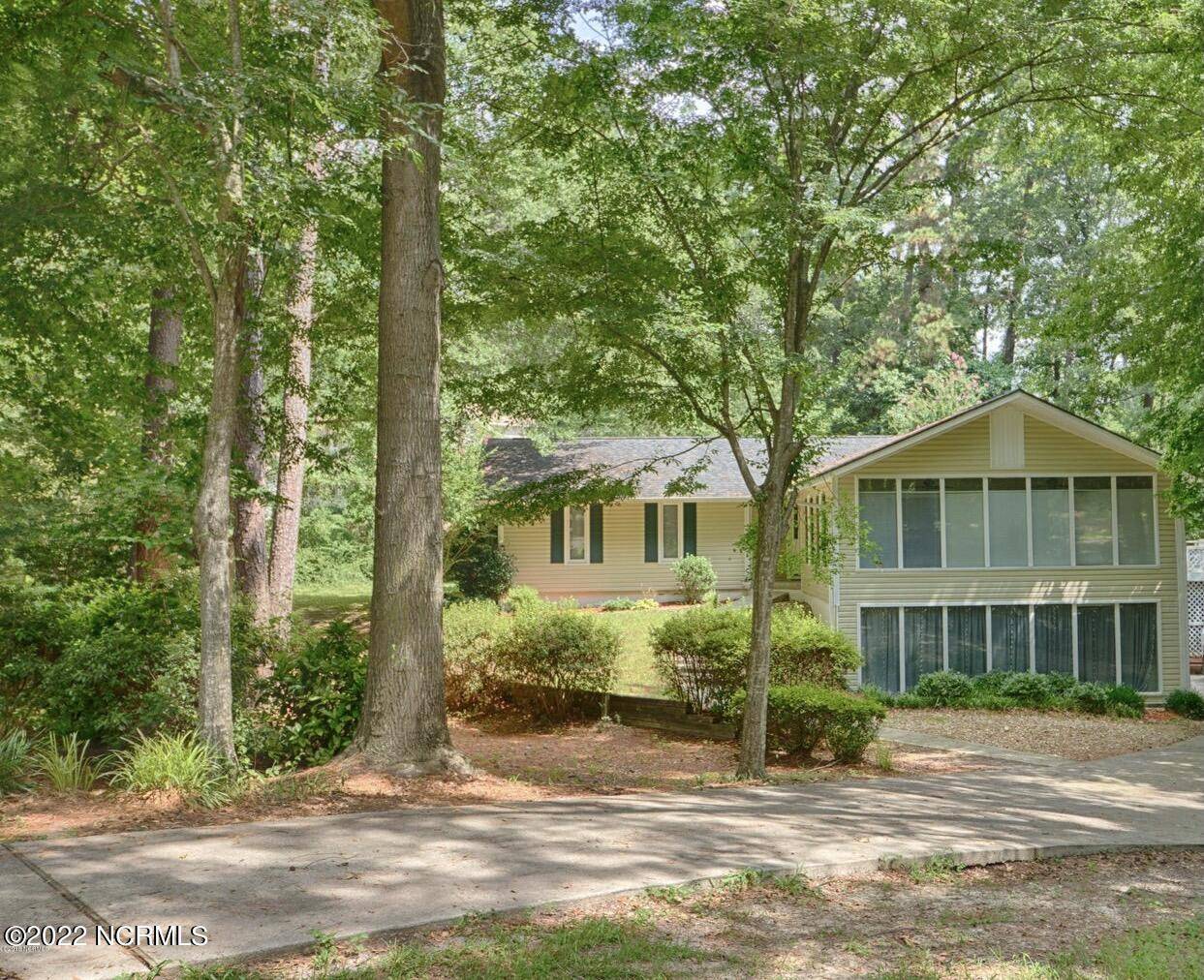 Greenville, NC 27858,215 Joseph ST