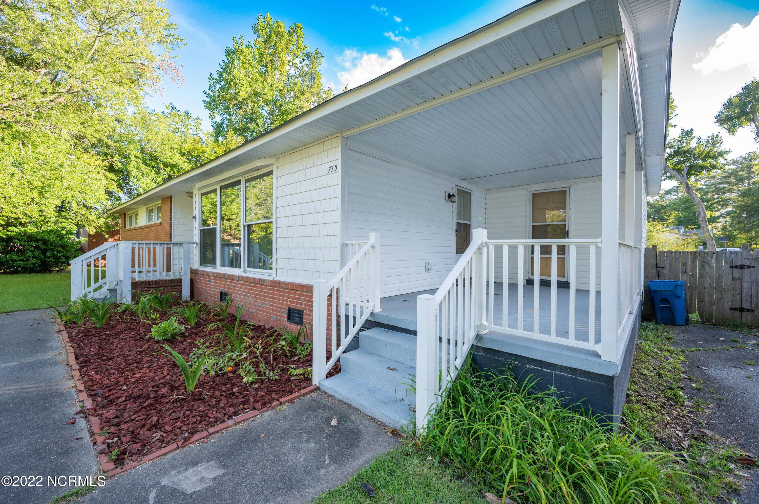 Jacksonville, NC 28540,715 Vernon DR