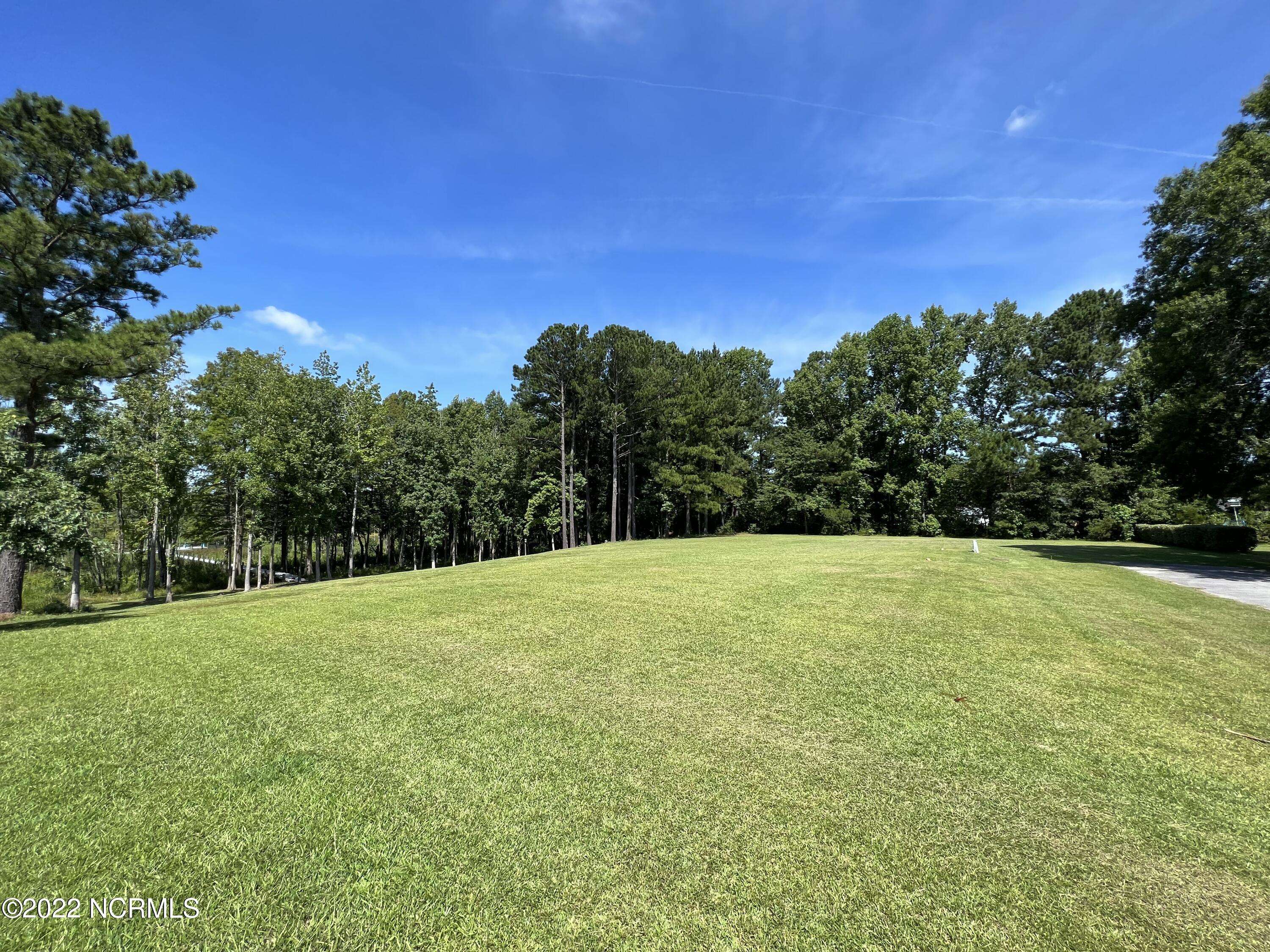 Trent Woods, NC 28562,915917 Leeward Drive