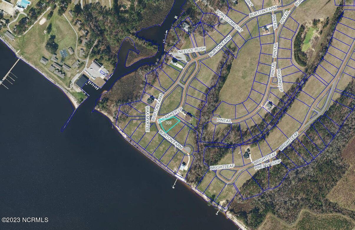 Minnesott Beach, NC 28510,975 W Burton Farm DR