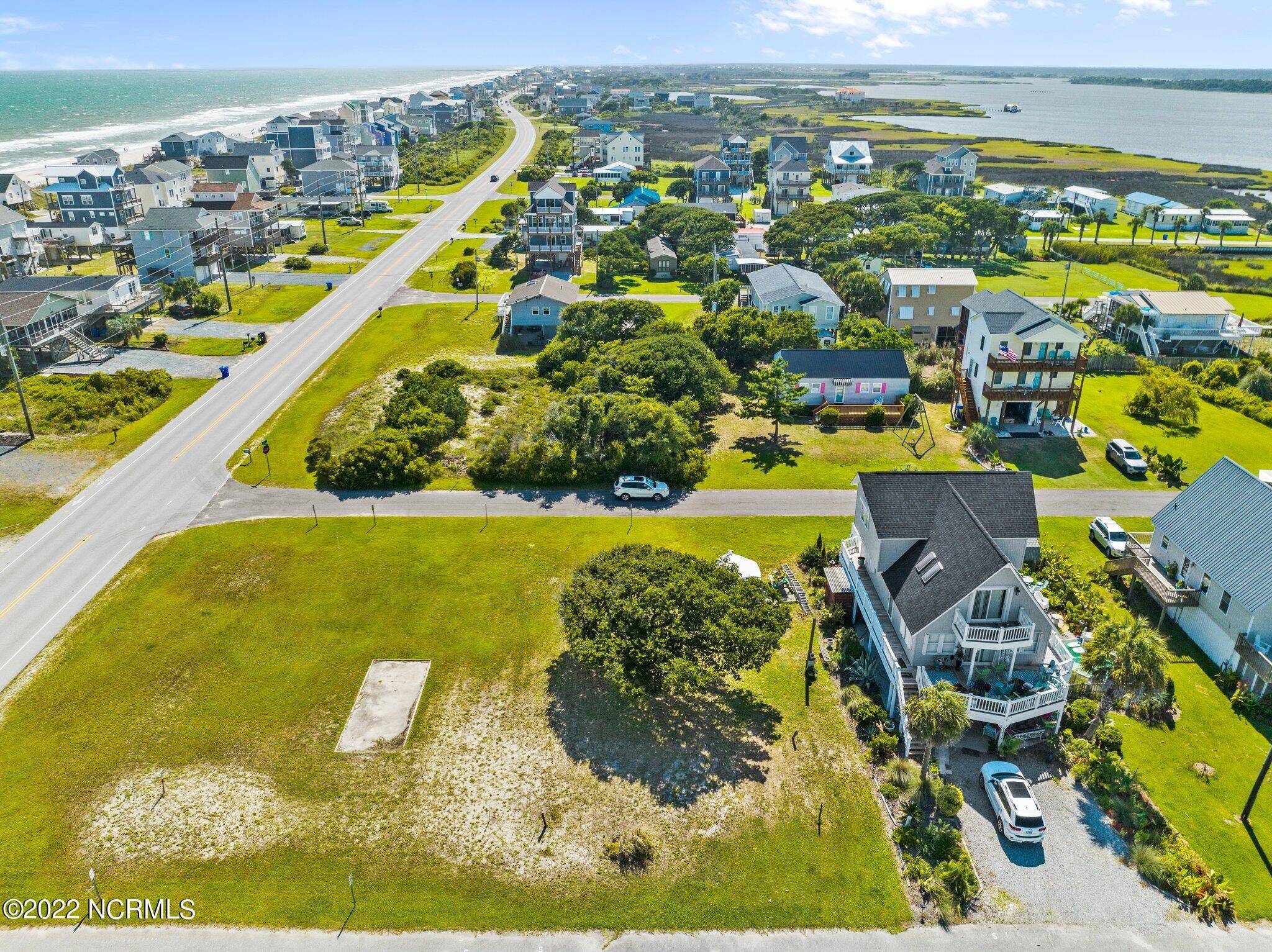 North Topsail Beach, NC 28460,6108 16th Avenue