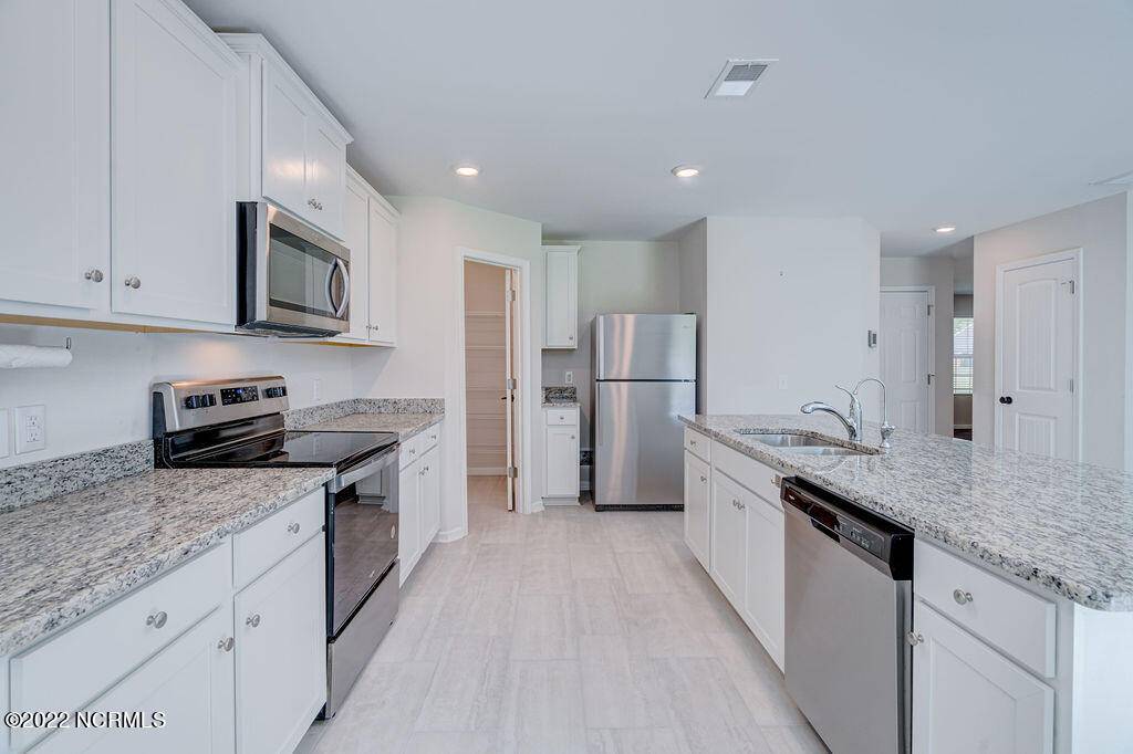 Hampstead, NC 28443,385 Poppleton DR