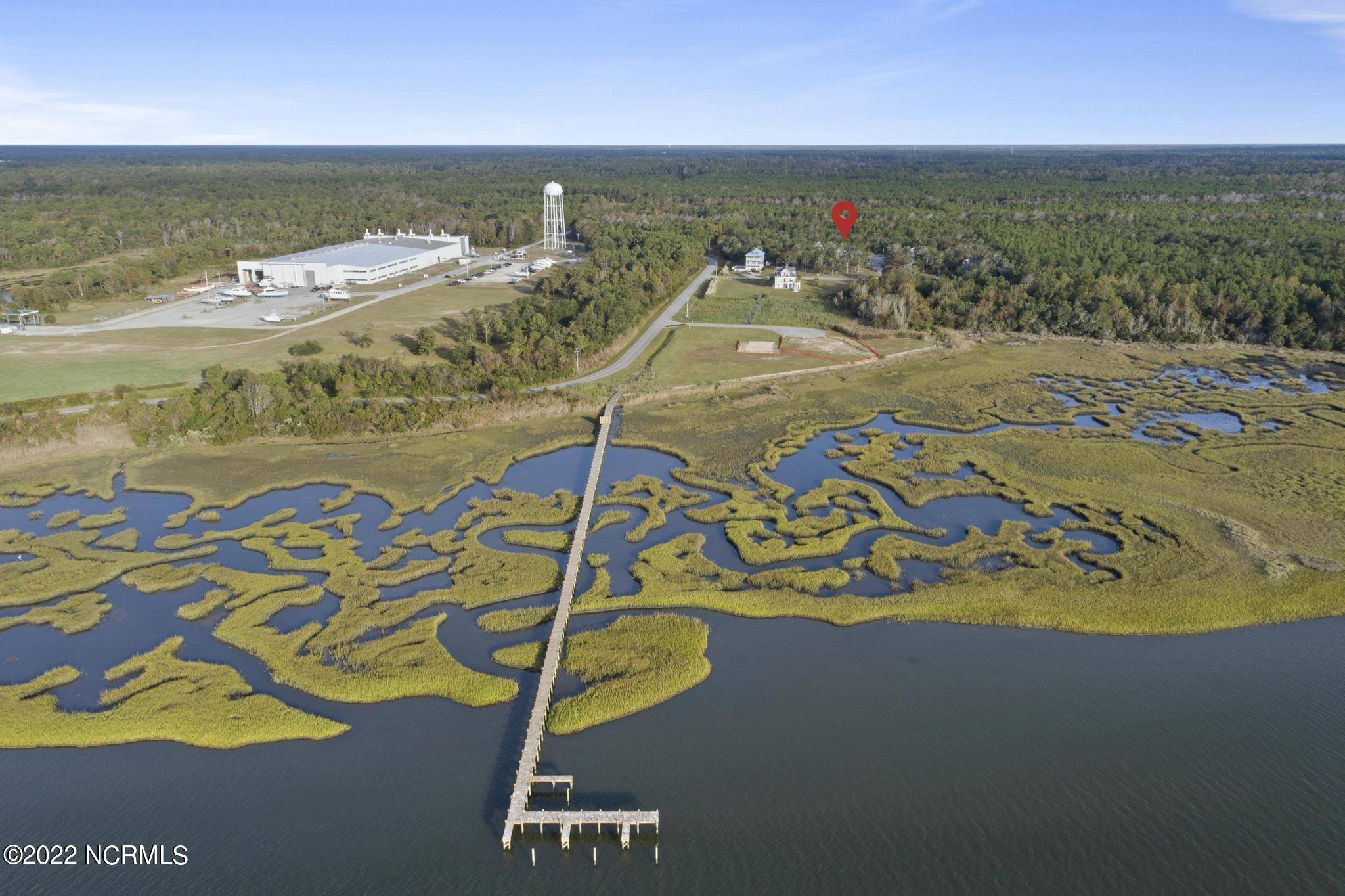 Hubert, NC 28539,203 Ethan PL