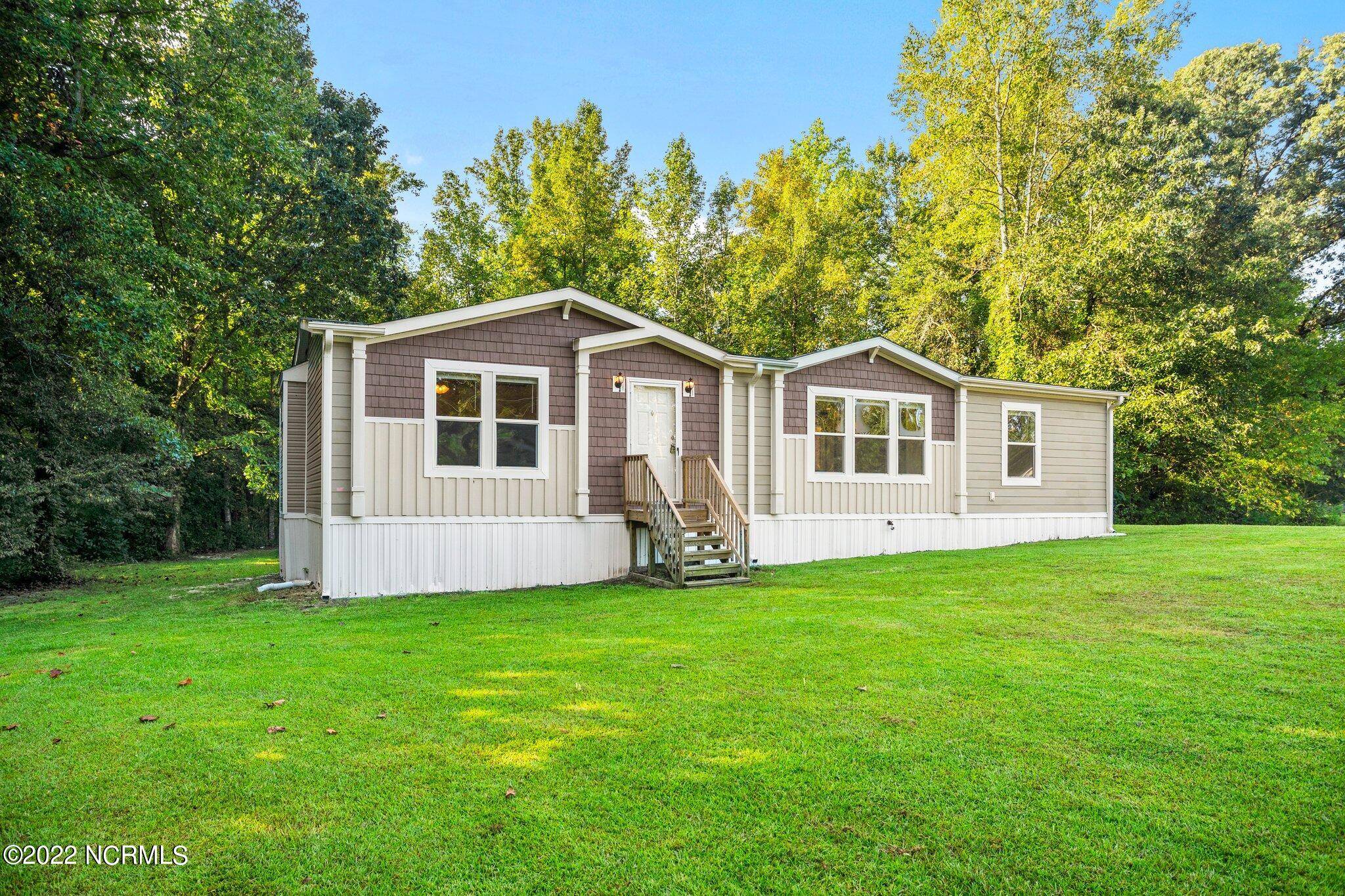 Jacksonville, NC 28540,128 Old Beechtree LN