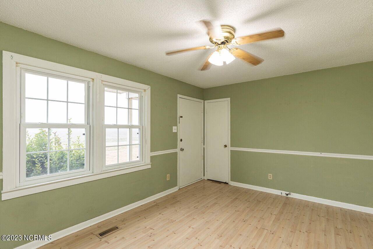 Dudley, NC 28333,729 Mitchell RD