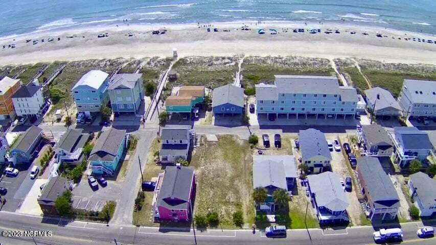 Carolina Beach, NC 28428,703 Lake Park BLVD S