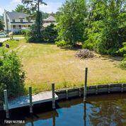 New Bern, NC 28560,903 Spar CT